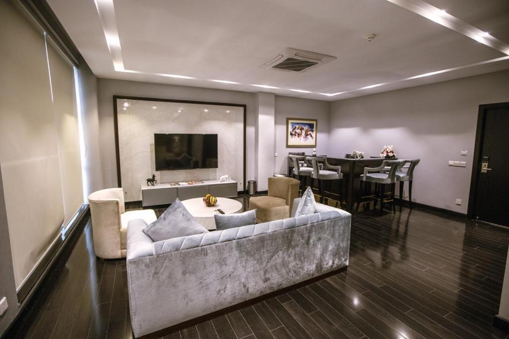 Grand Ittehad Boutique Hotel 拉合尔 外观 照片